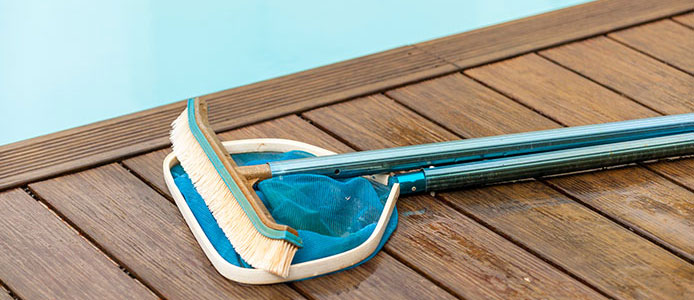 Benefits of Pool Brush